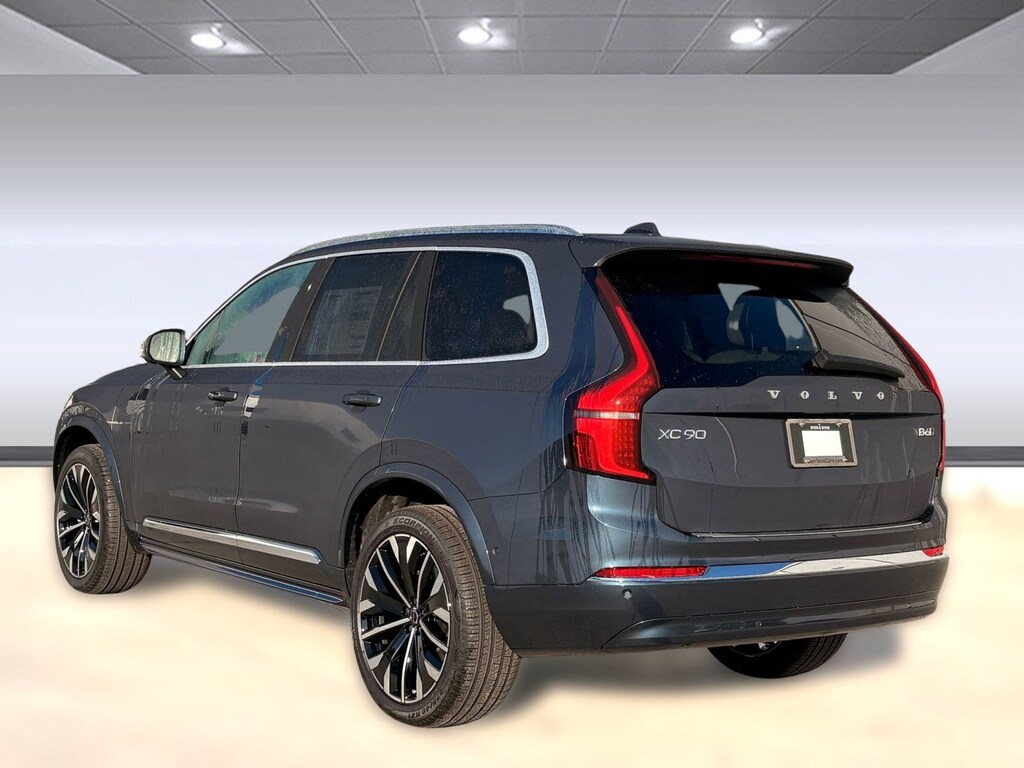 New 2026 Volvo XC90 B6 Plus 7-Seater SUV
