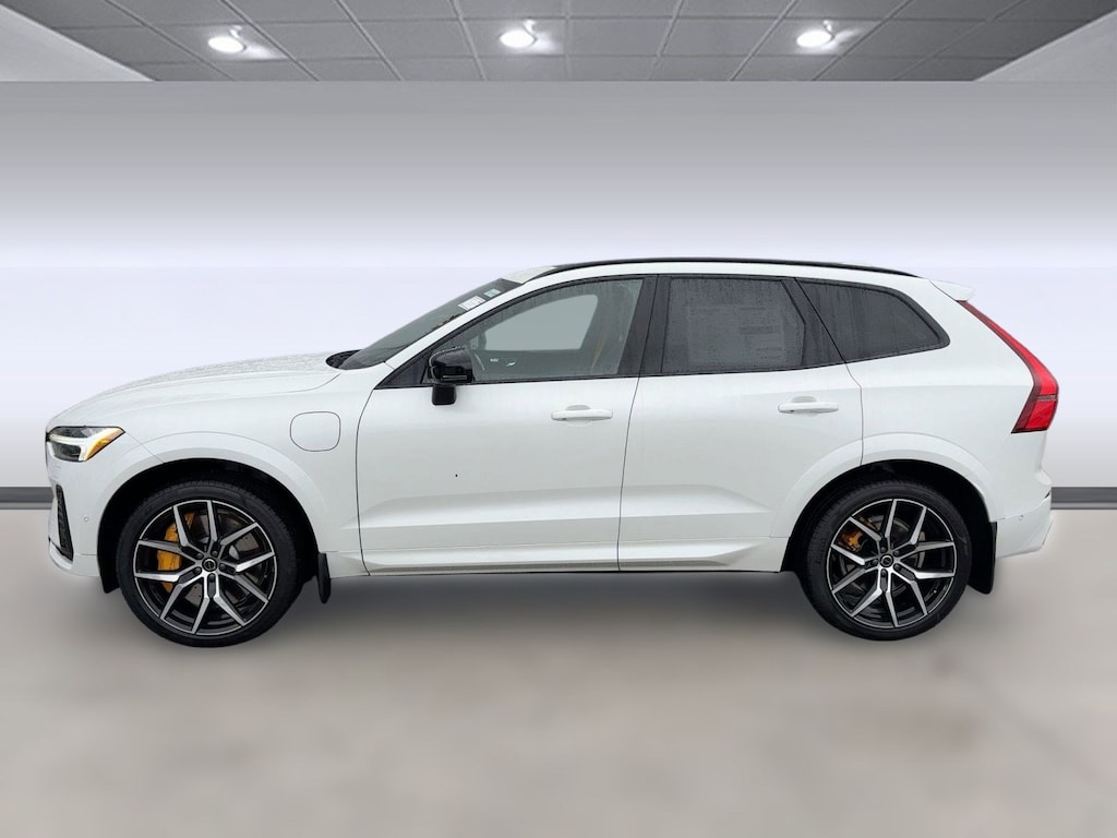 New 2026 Volvo XC60 plug-in hybrid T8 Polestar Engineered SUV