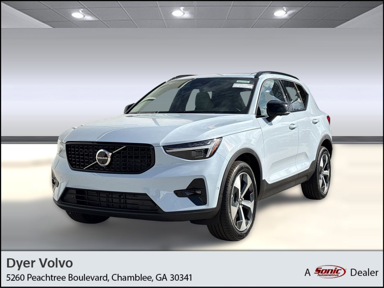 2026 Volvo XC40 SUV 