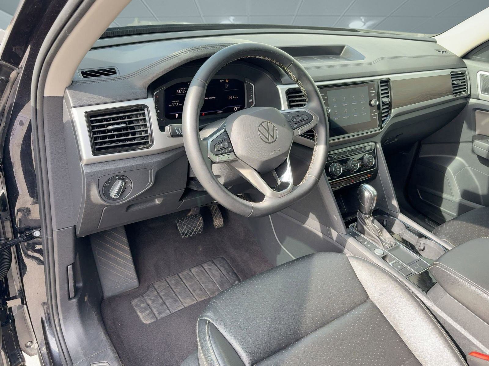 2022 Volkswagen Atlas V6 SE Technology photo 3