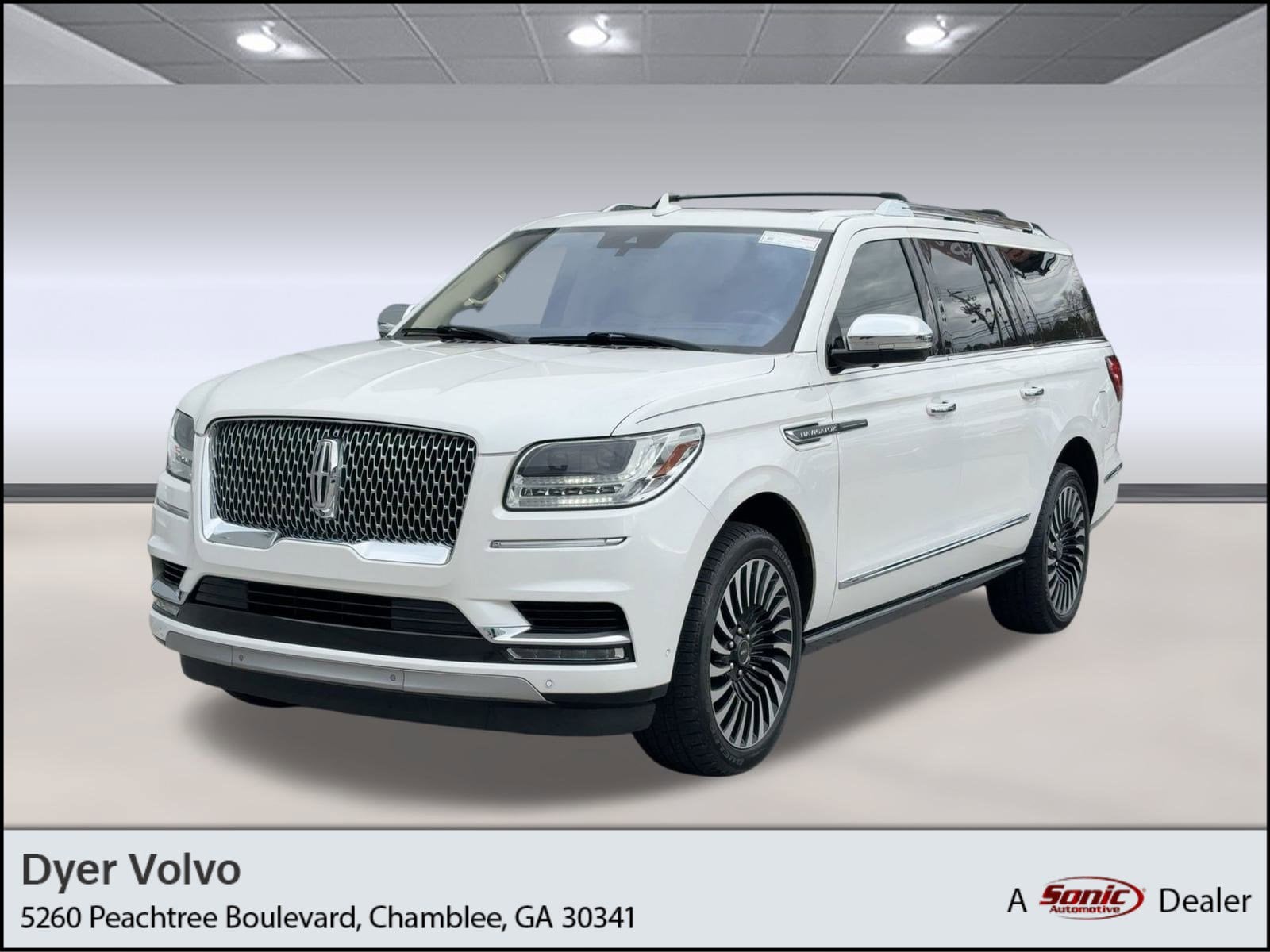2019 Lincoln Navigator Black Label's photo