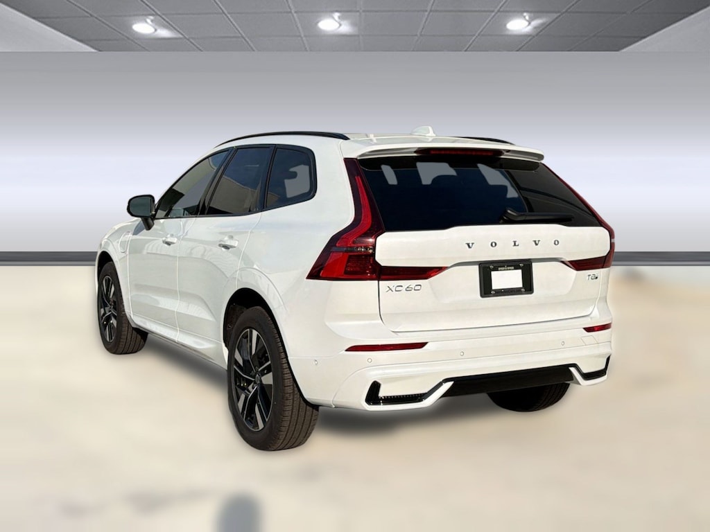 New 2026 Volvo XC60 plug-in hybrid T8 Plus SUV