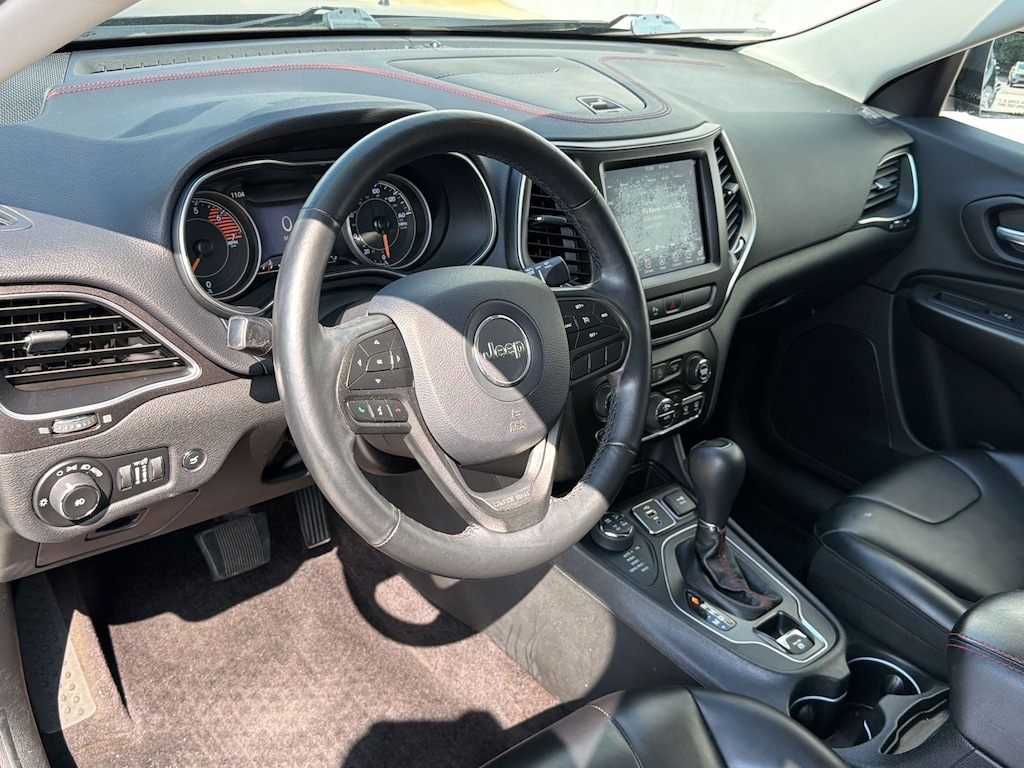 Used 2019 Jeep Cherokee Trailhawk SUV