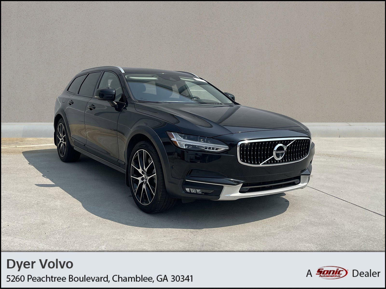 2018 Volvo V90 Cross Country