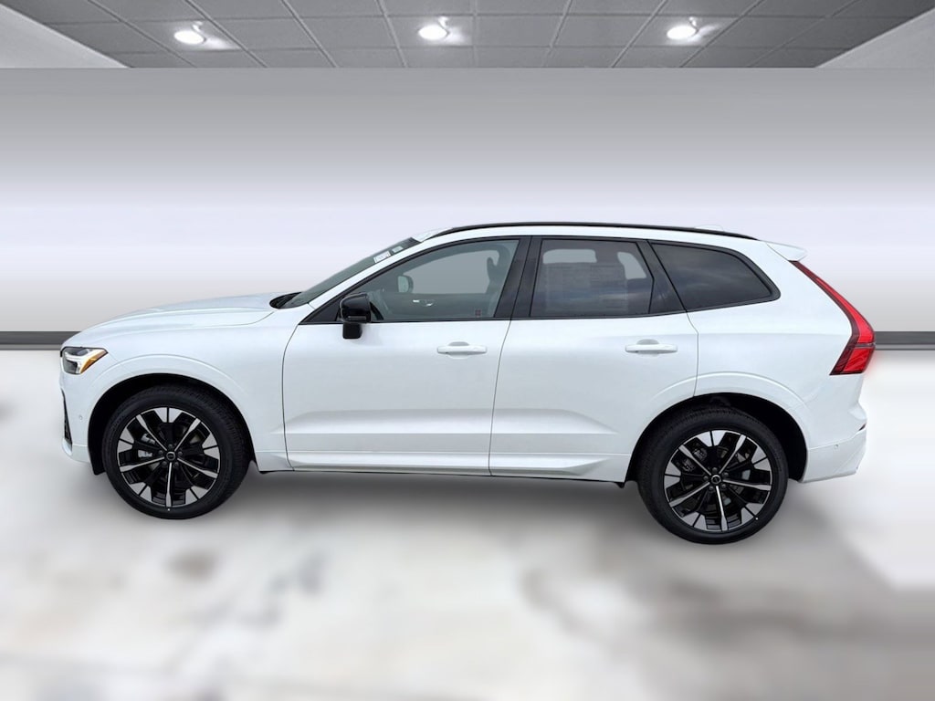 New 2026 Volvo XC60 B5 Plus SUV