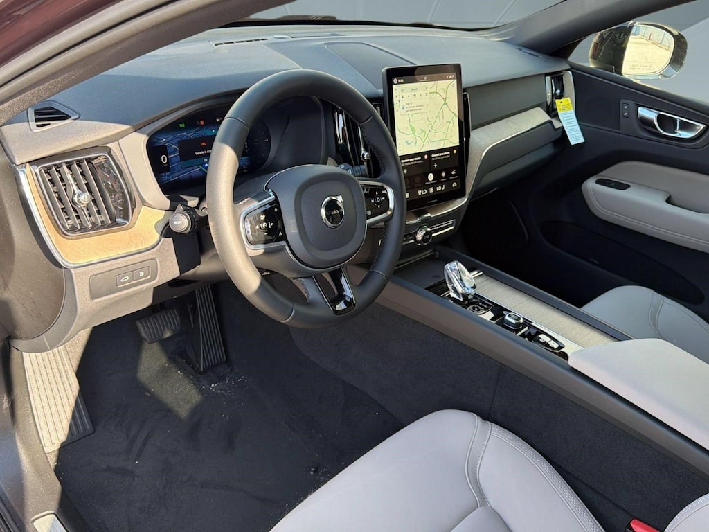 New 2026 Volvo XC60 plug-in hybrid T8 Plus SUV