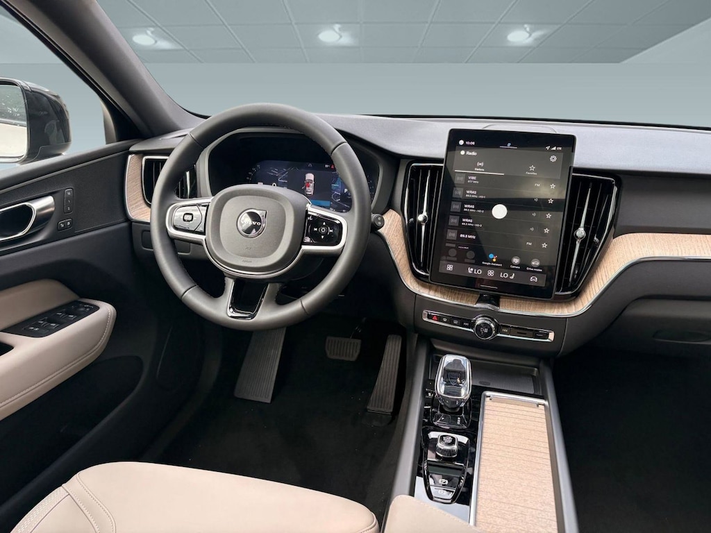 New 2026 Volvo XC60 B5 Plus SUV