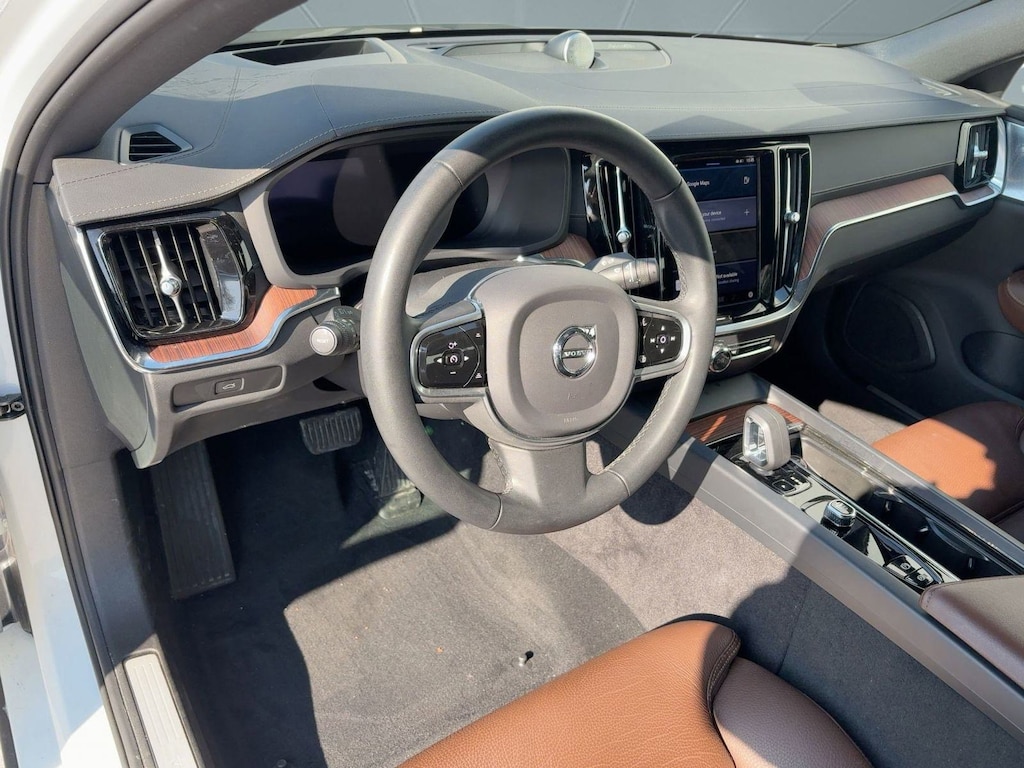 Used 2026 Volvo XC40 Plus SUV