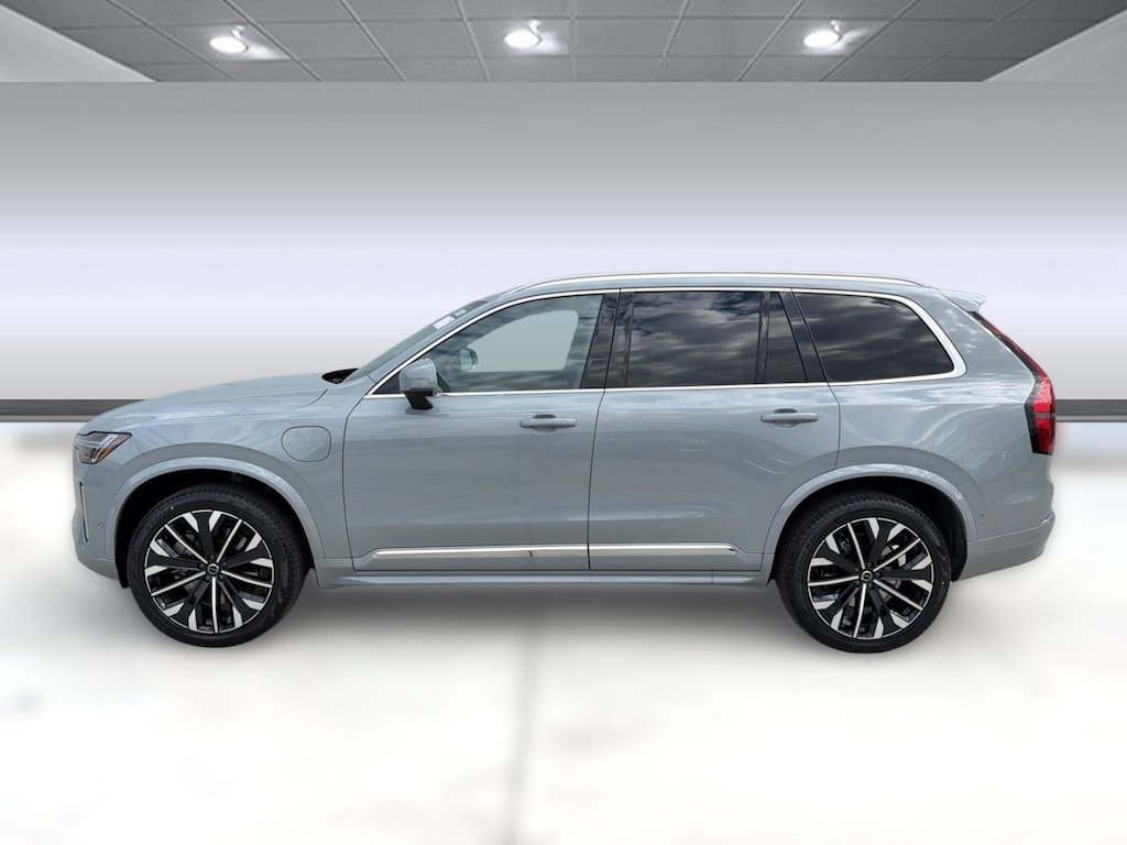 New 2026 Volvo XC90 plug-in hybrid T8 Plus 7-Seater SUV