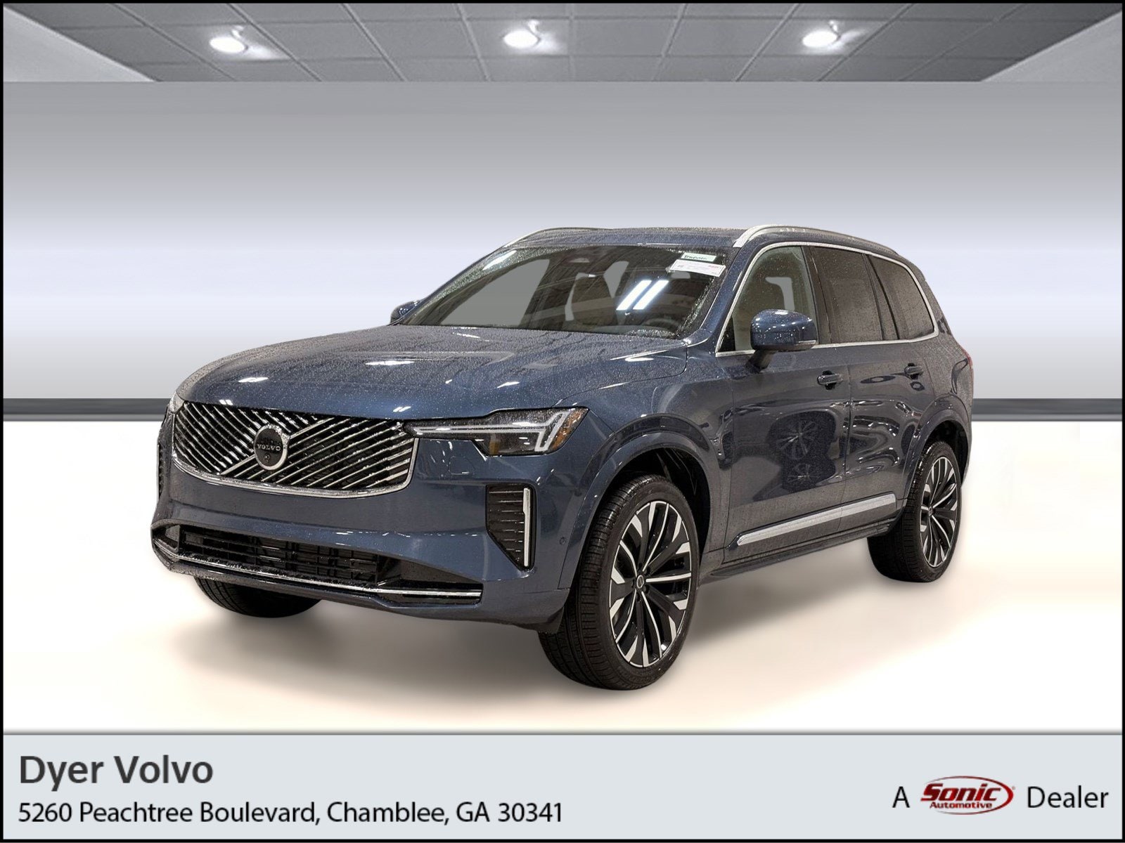 2026 Volvo XC90 Plus's photo
