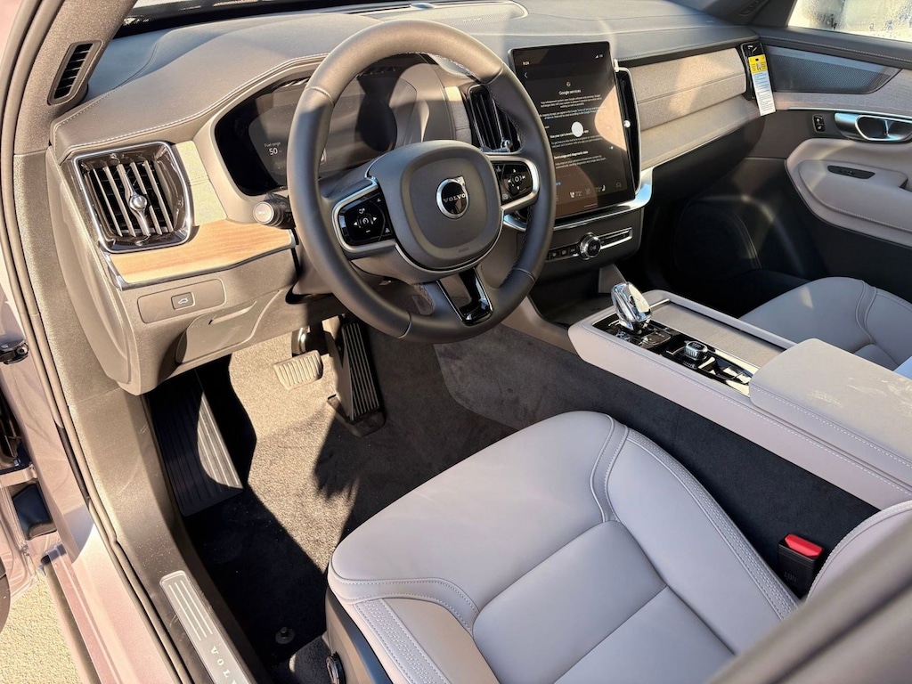 New 2026 Volvo XC90 B6 Plus 7-Seater SUV