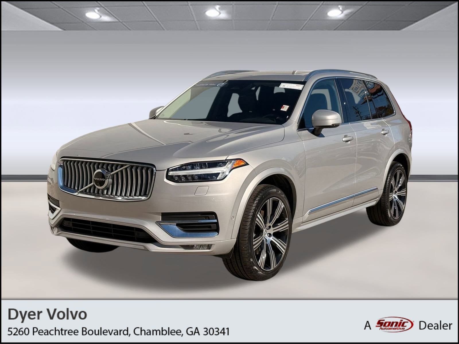 2024 Volvo XC90 Plus's photo