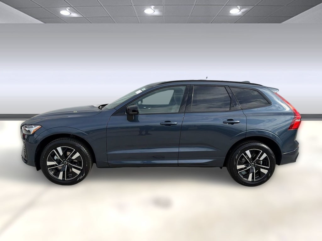 New 2026 Volvo XC60 B5 Plus SUV