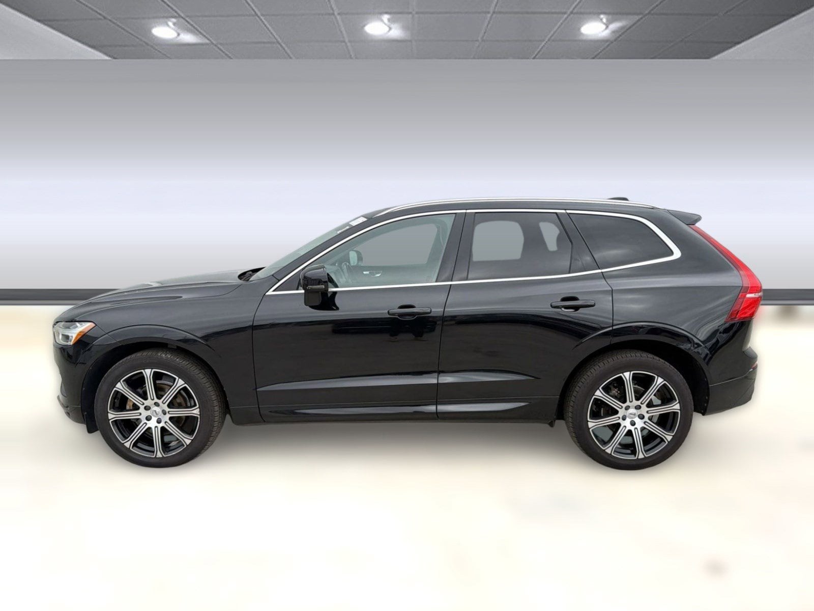 Used 2020 Volvo XC60 Momentum with VIN YV4102RK4L1432493 for sale in Chamblee, GA