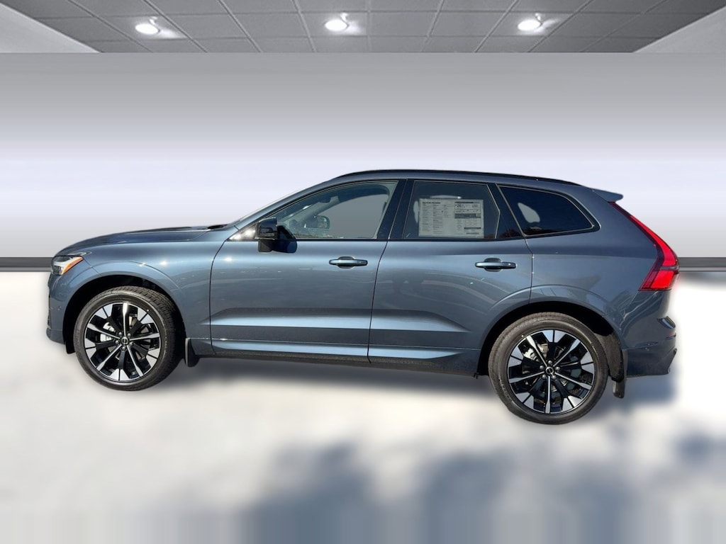 New 2026 Volvo XC60 B5 Plus SUV
