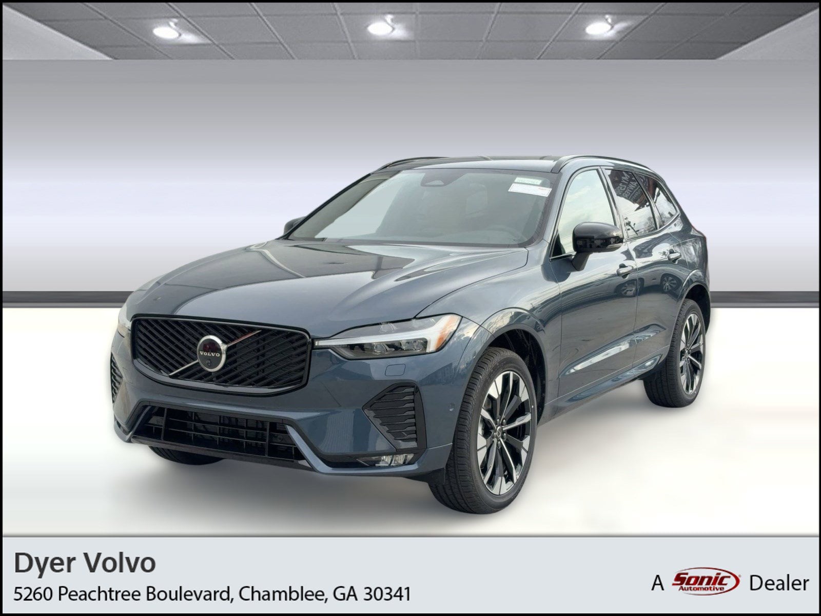 2026 Volvo XC60 Plus's photo
