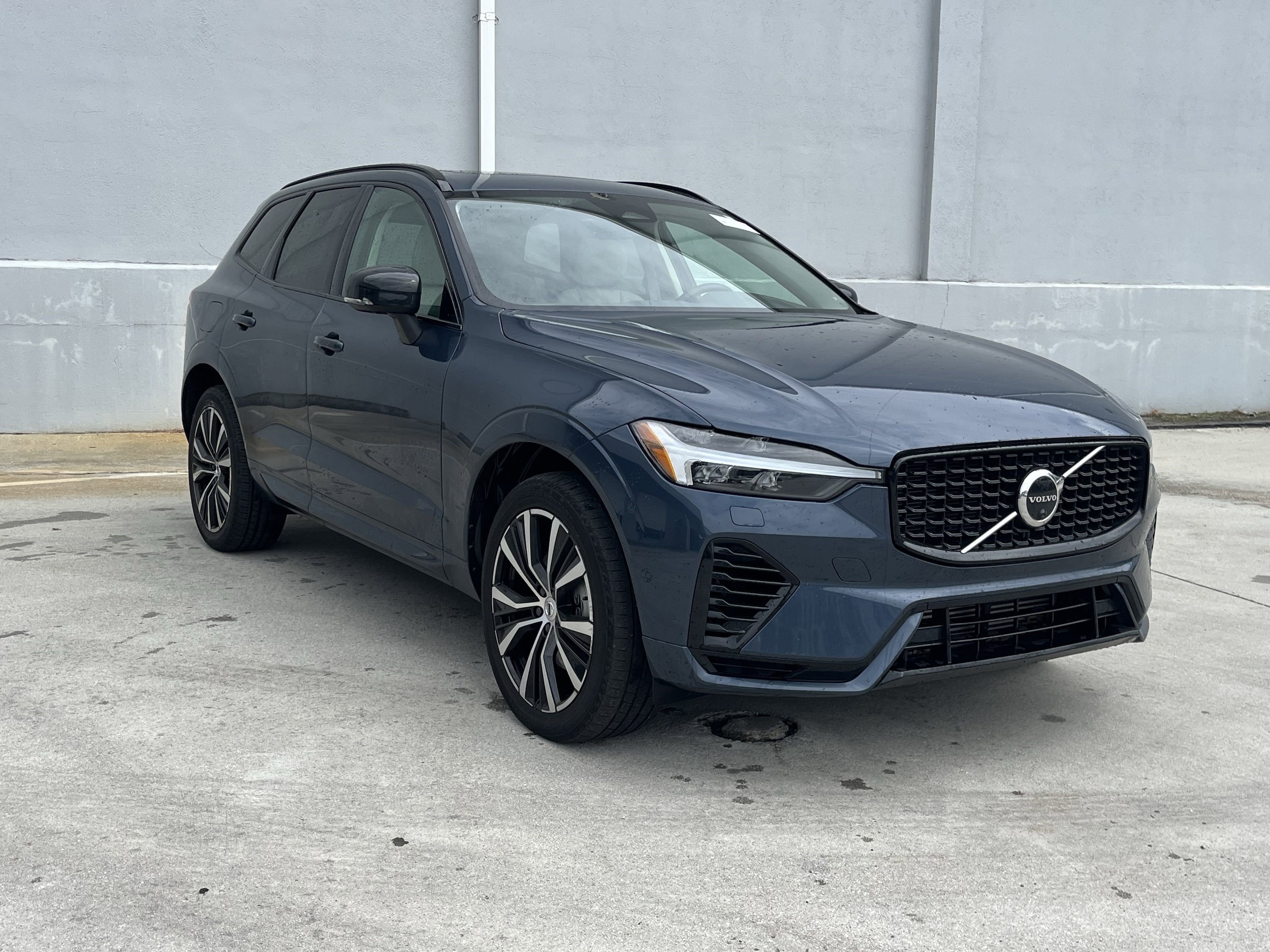 Certified 2023 Volvo XC60 Plus with VIN YV4H60DW5P1384424 for sale in Chamblee, GA