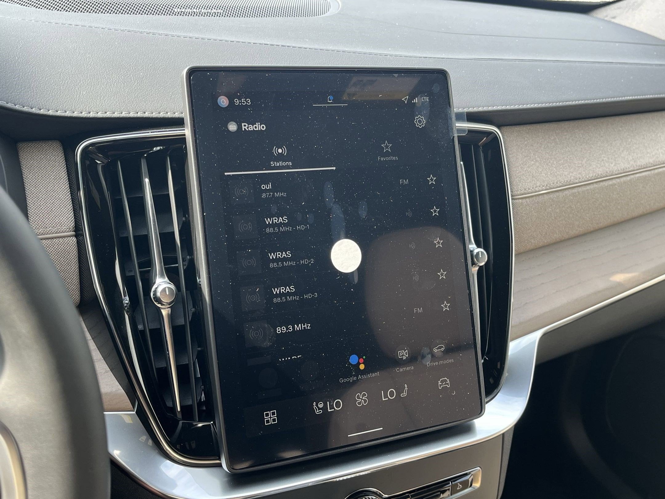 2026 Volvo XC90 Plus - Photo 32