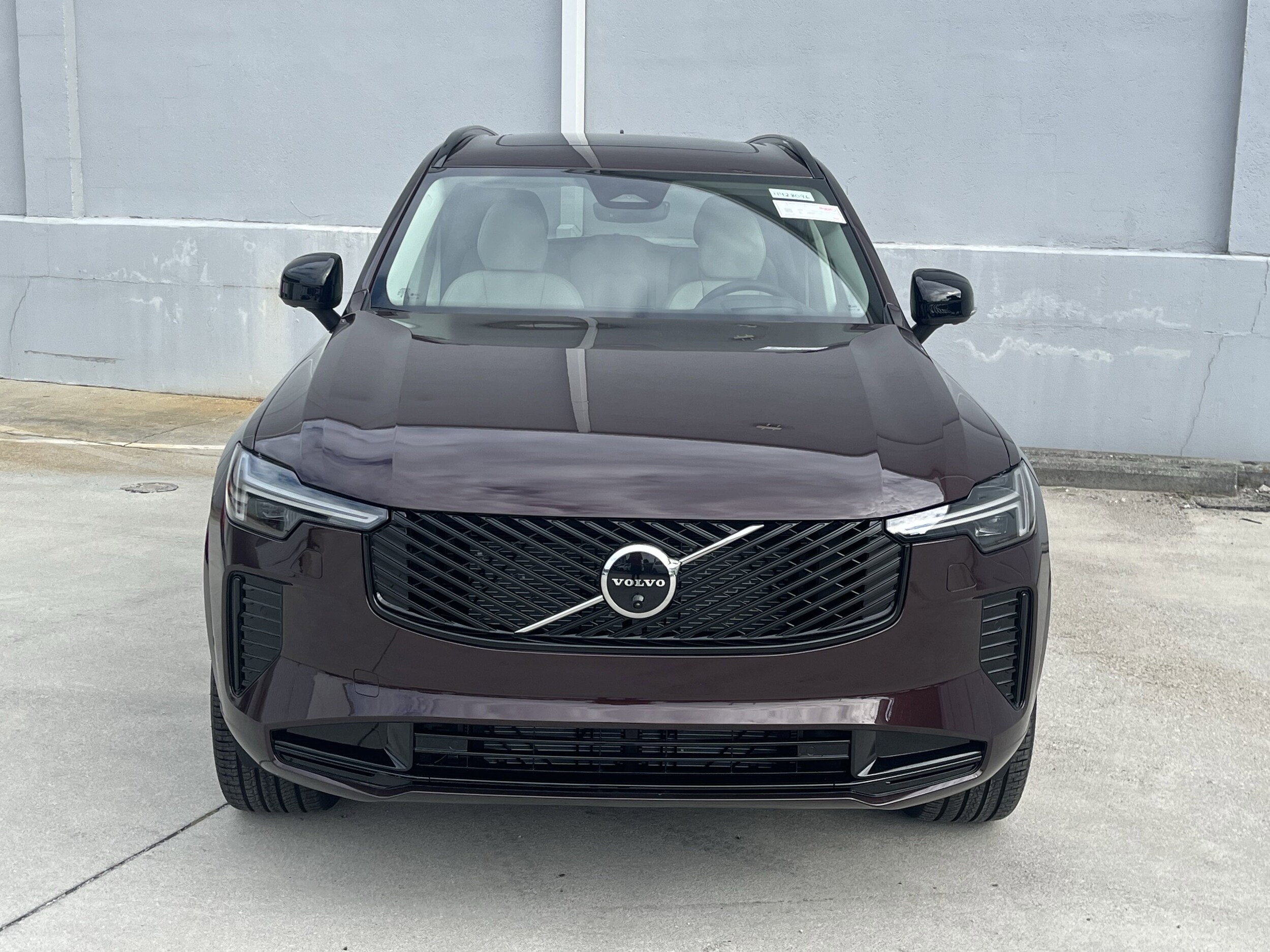 2026 Volvo XC90 photo 2