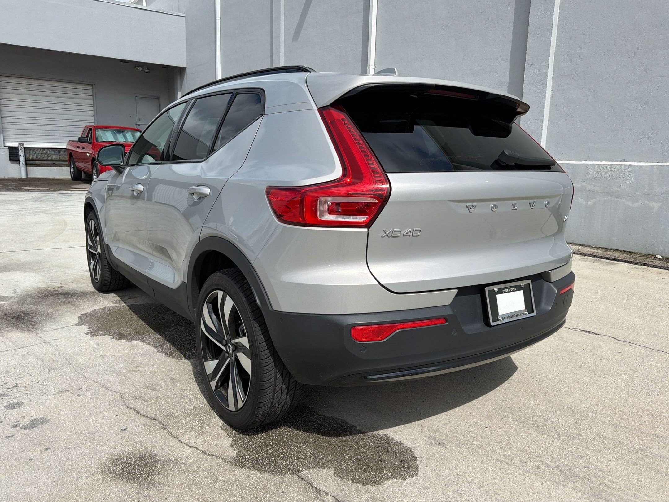 XC40 Plus Dark Theme SUV