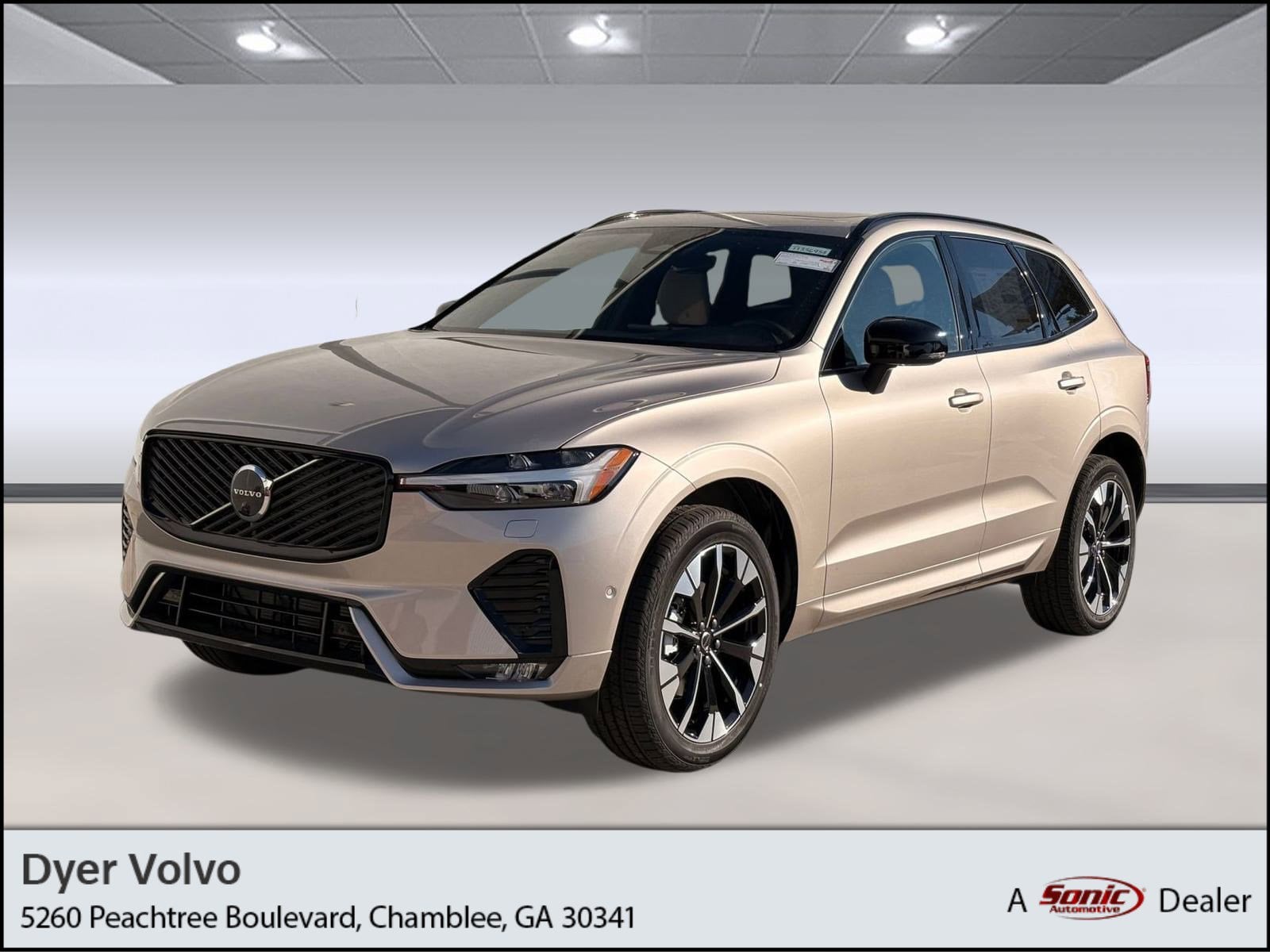 2026 Volvo XC60 Plus's photo