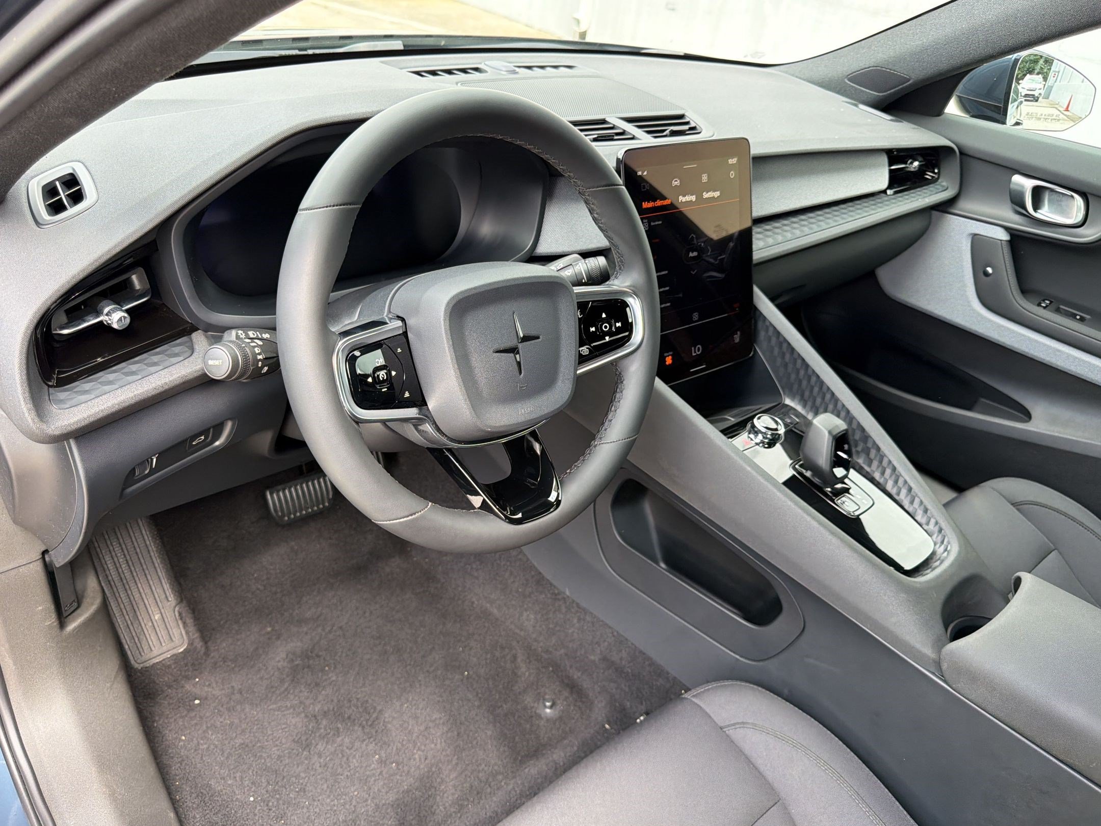 Polestar 2 2 Long Range Dual Motor (Long Range Dual Motor) Hatchback