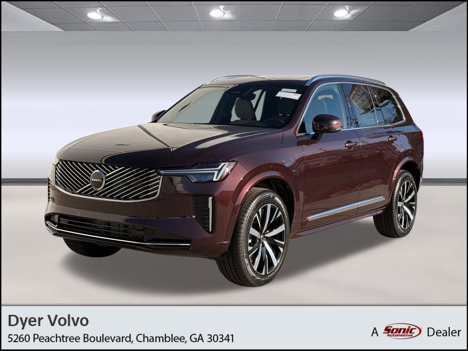 2026 Volvo XC90 Core's photo