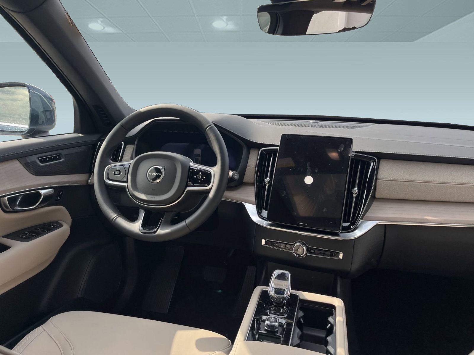2026 Volvo XC90 Plus - Photo 27