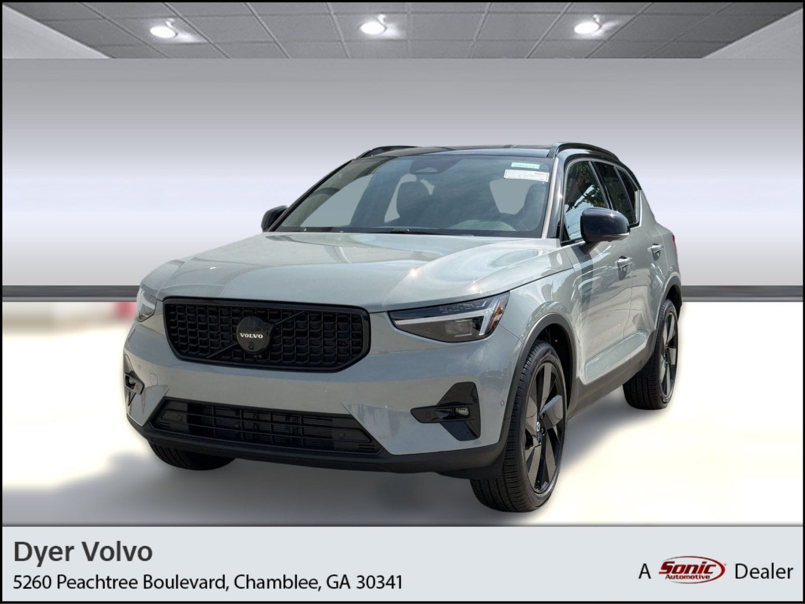 2026 Volvo XC40 SUV 