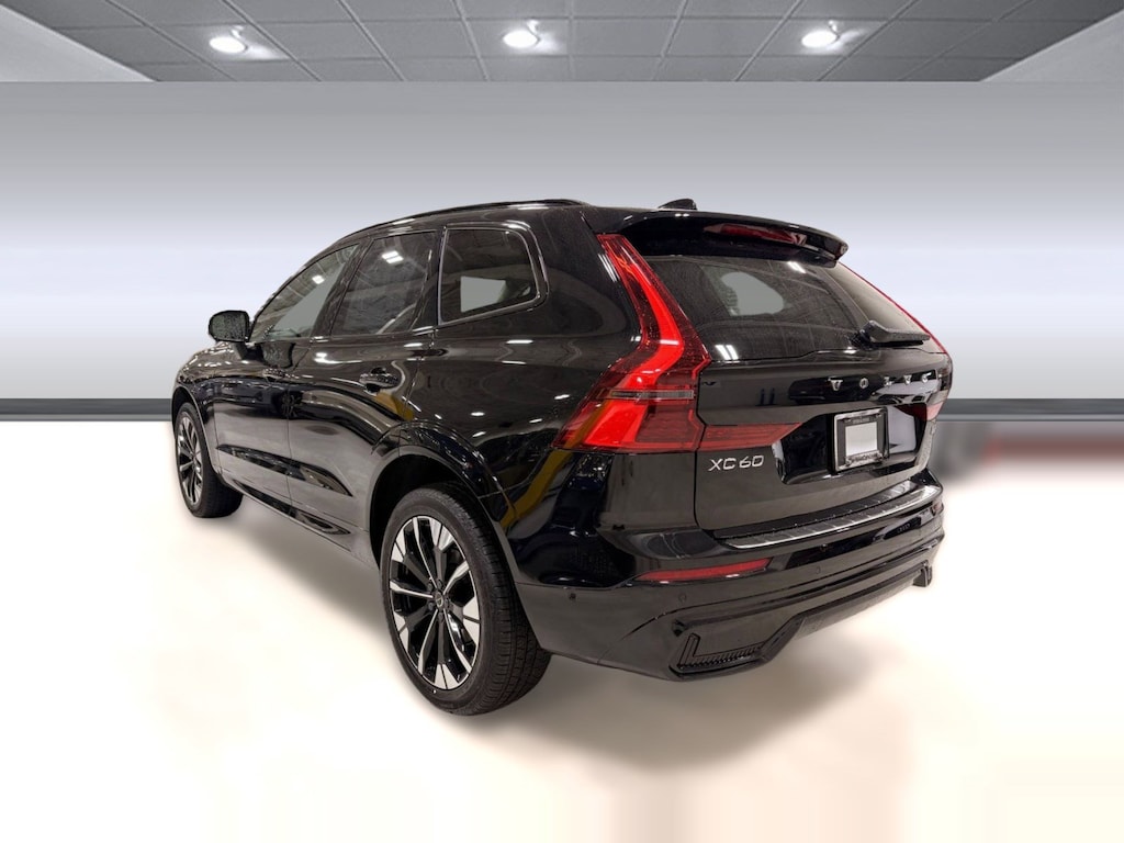 New 2026 Volvo XC60 B5 Plus SUV