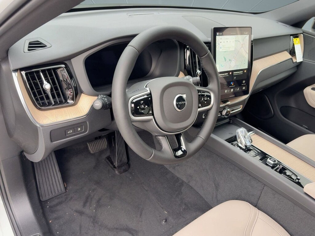 New 2026 Volvo XC60 plug-in hybrid T8 Plus SUV