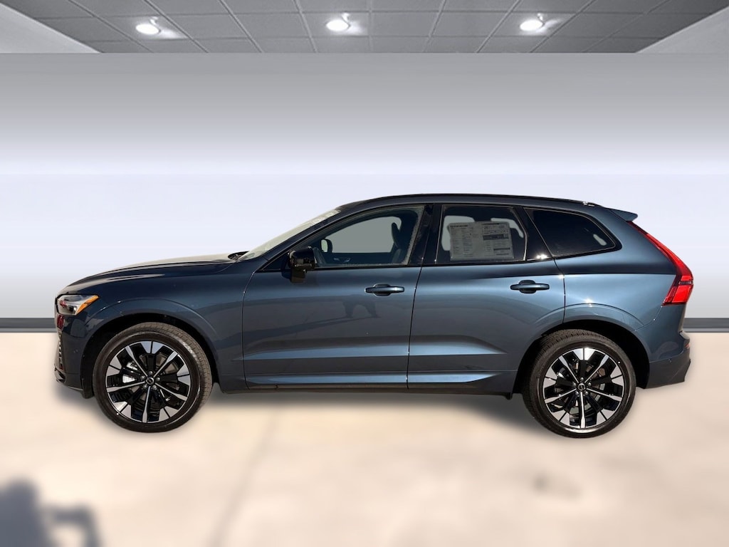 New 2026 Volvo XC60 B5 Plus SUV