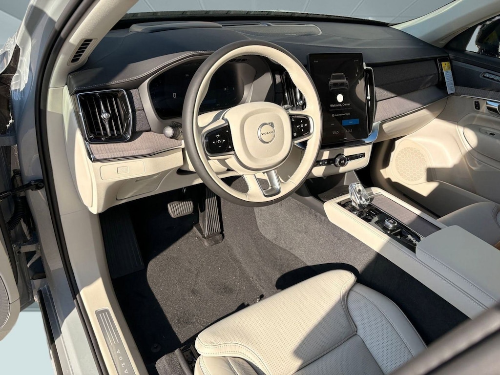 New 2026 Volvo XC90 B6 Ultra Dark Theme 7-Seater SUV