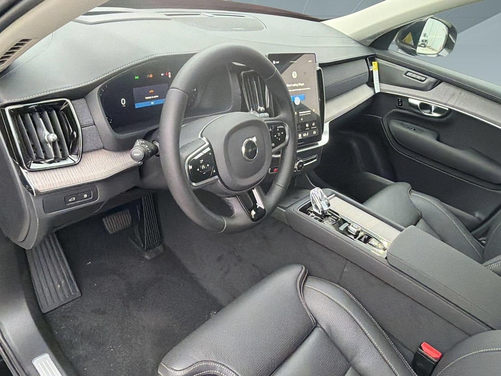New 2026 Volvo XC90 plug-in hybrid T8 Ultra 7-Seater SUV