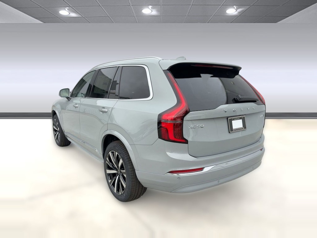 New 2026 Volvo XC90 B5 Core SUV