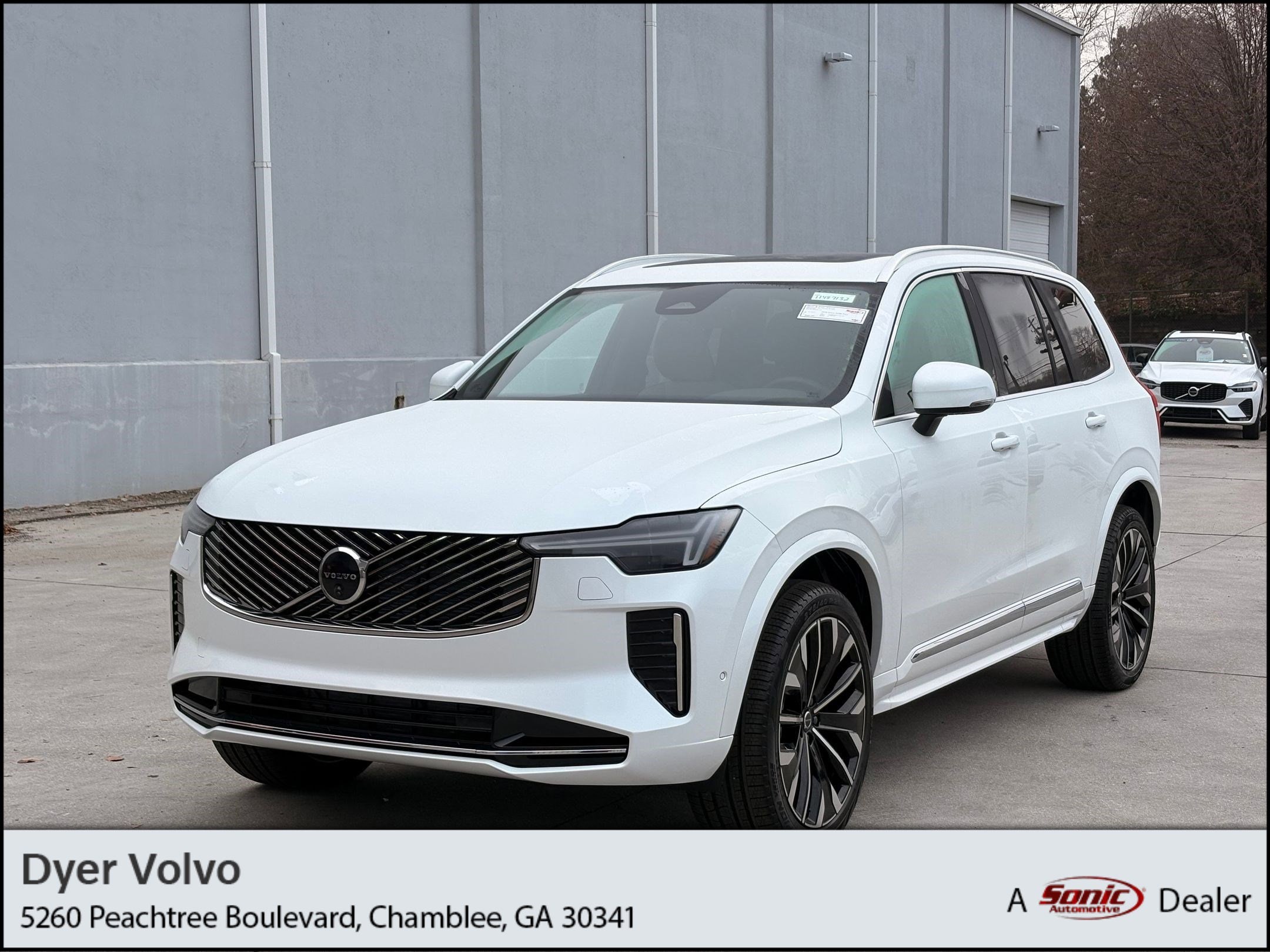 2026 Volvo XC90 Plus's photo