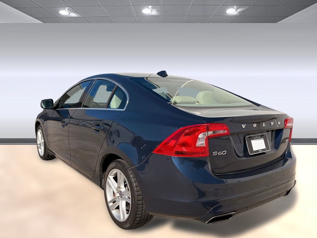 Used 2014 Volvo S60 T5 Sedan