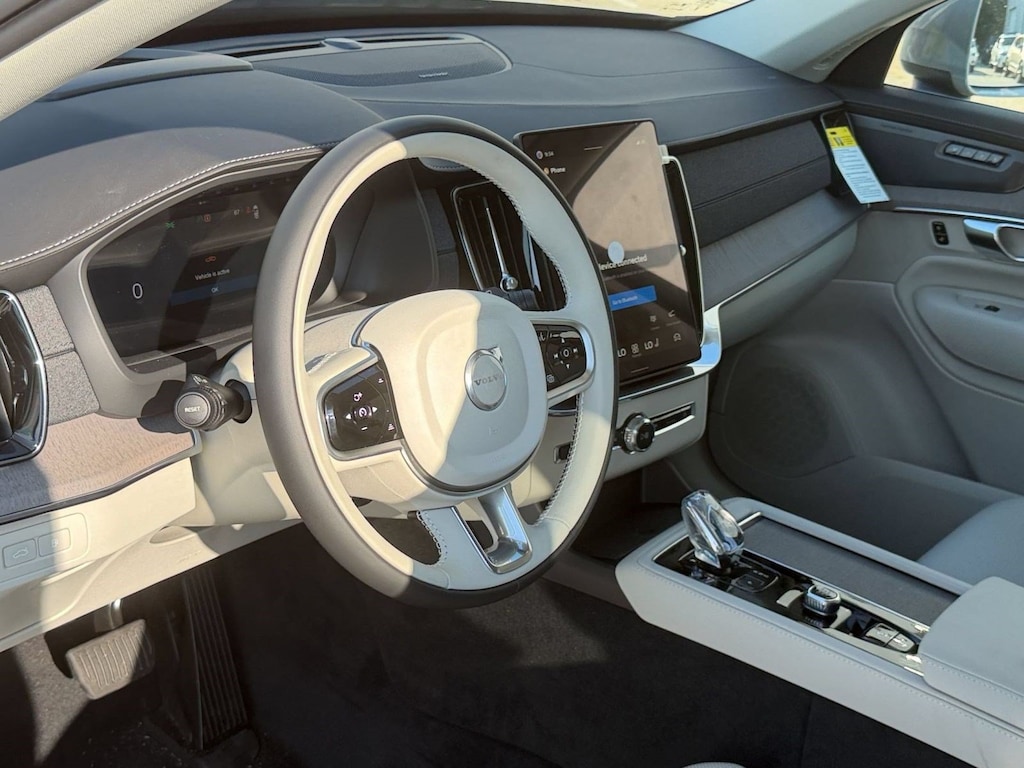 New 2026 Volvo XC90 plug-in hybrid T8 Ultra 7-Seater SUV