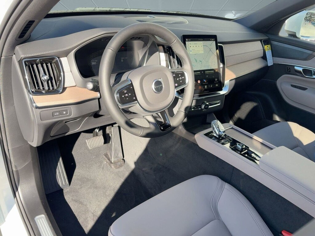 New 2026 Volvo XC90 plug-in hybrid T8 Plus 6-Seater SUV