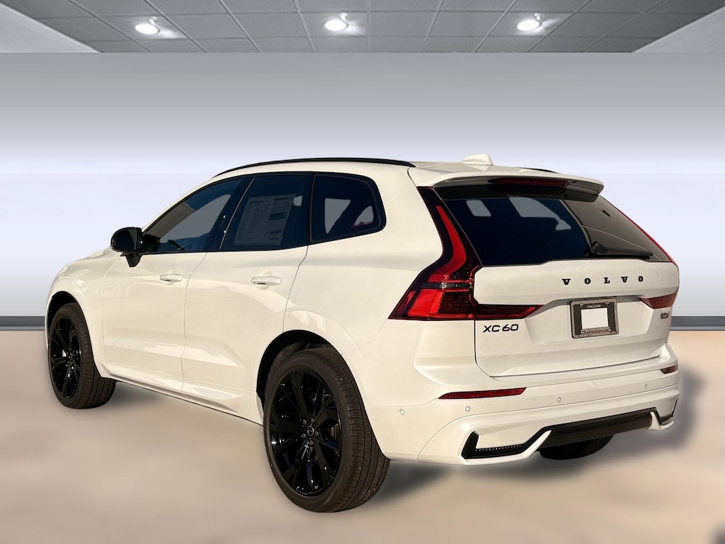 New 2026 Volvo XC60 B5 Ultra Black Edition SUV