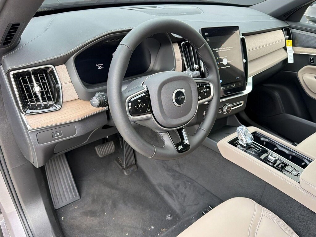 New 2026 Volvo XC90 B6 Plus 7-Seater SUV