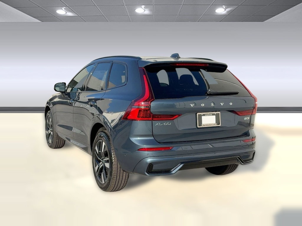 New 2026 Volvo XC60 B5 Plus SUV