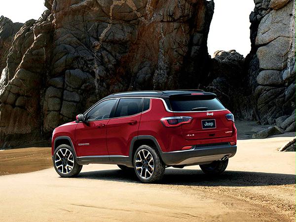 2019 Jeep Compass Rear Beauty