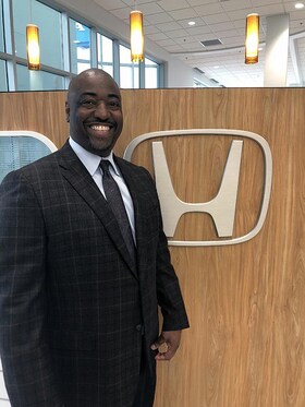 Staff member Oliver Lacy from ID_3235045ac4b0