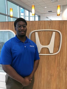 Staff member Devaunta Cuba from ID_3235045ac4b0