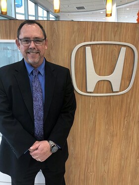 Staff member James Steele from ID_3235045ac4b0