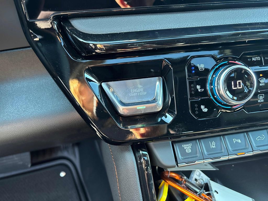 2026 GMC Sierra 2500HD AT4 - Photo 28