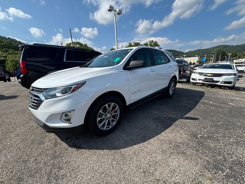 Used 2020 Chevrolet Equinox LS with VIN 3GNAXHEV8LS685176 for sale in Morehead, KY