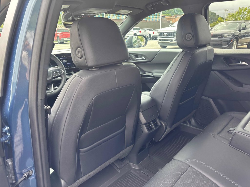 2027 Chevrolet Equinox LT - Photo 20