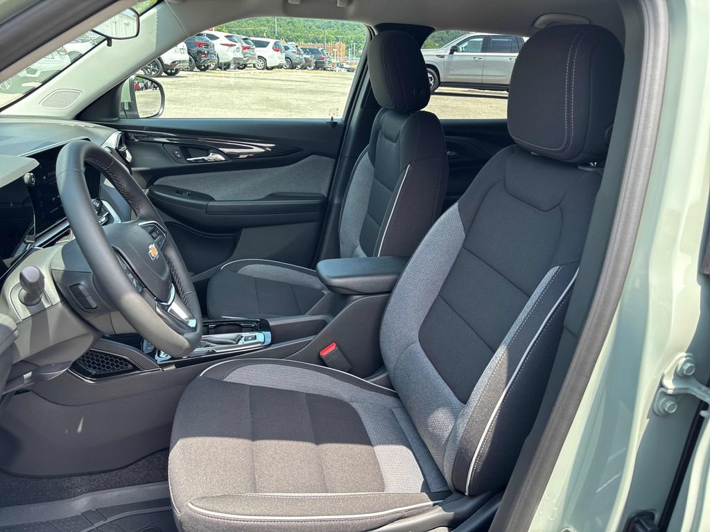 2026 Chevrolet Trailblazer LT - Photo 10